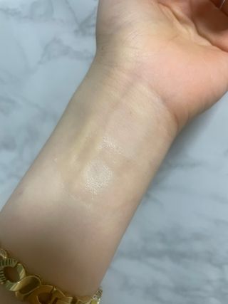오투에니원 화이트스완 센텔라 루미너스 미스트 세럼 100ml — 4점을 준 리뷰어가 2023년 1월 올린 사용 사진