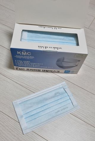 건강누리인터내셔날 (마스크 특집) 7DAYS 컬러마스크 (컬러7매)+ KMC 프리미엄 덴탈마스크(50매) — 5점을 준 리뷰어가 2022년 7월 올린 사용 사진