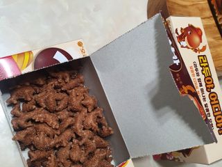 고래밥초코범벅 고래밥 초코범벅 — 5점을 준 리뷰어가 2021년 10월 올린 사용 사진