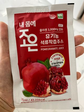 농업회사법인조은 유기농 석류 NFC 착즙주스 70ml 30포 — 5점을 준 리뷰어가 2021년 10월 올린 사용 사진