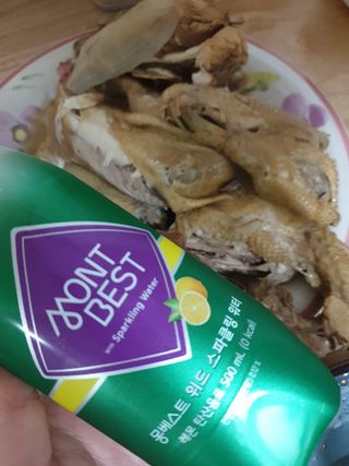 몽베스트 Montbest with Sparkling water Lemon OR Lime 20병(랜덤) — 5점을 준 리뷰어가 2022년 7월 올린 사용 사진