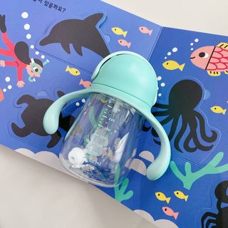 유비맘 트라이탄 코니빨대컵_컬러 랜덤 발송 — 3.5점을 준 리뷰어가 2021년 1월 올린 사용 사진