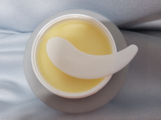 아꼬제 바이탈 인 제주 멀티 밤 27g — 2점을 준 리뷰어가 2021년 4월 올린 사용 사진