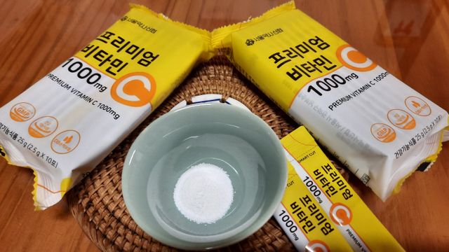 서울약사신협 프리미엄비타민C1000_2.5G x 100포 리뷰 사진