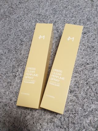[엠메이데이] 드레스클리어 퍼퓸 스프레이 300ml 프리지아 가든향+프리지아 파출리향 — 5점을 준 리뷰어가 2022년 1월 올린 사용 사진