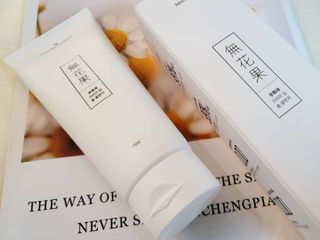 [베러오리진] 무화과 크리미 딥 폼 클렌저/피부 노폐물 & 미세먼지 99 세정 인증 민감성 피부 무자극 인증 — 5점을 준 리뷰어가 2021년 11월 올린 사용 사진