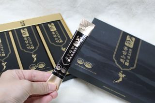 헬스업_천명진프리미엄홍삼스틱_10ml x 30포 — 5점을 준 리뷰어가 2021년 2월 올린 사용 사진