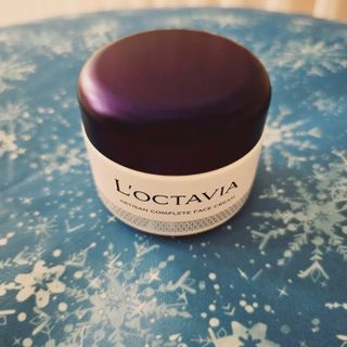 록타비아 Artisan Complete Face Cream — 5점을 준 리뷰어가 2023년 11월 올린 사용 사진