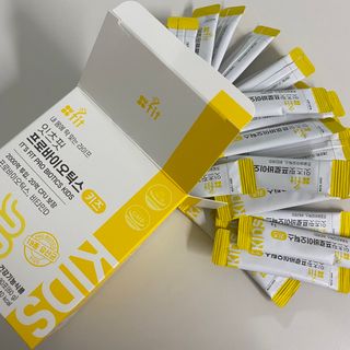 잇츠핏 프로바이오틱스 키즈 유산균 — 4.5점을 준 리뷰어가 2021년 3월 올린 사용 사진