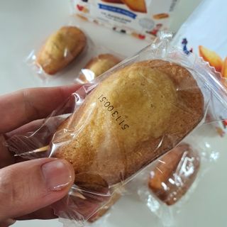 [메종콜리브리] 프랑스 마들렌 메종콜리브리 플레인 마들렌 2팩 — 5점을 준 리뷰어가 2022년 4월 올린 사용 사진