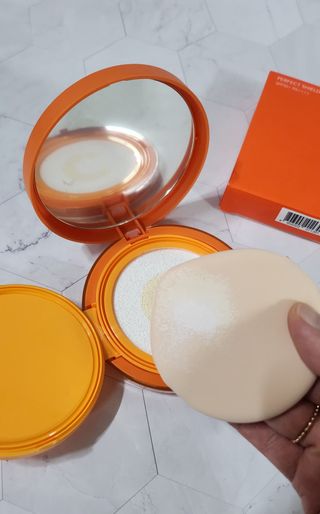 광동생활건강 MF[광동] 비타500✨주름개선·미백·SPF50+🌞퍼펙트쉴드 빅 선쿠션 본품 — 5점을 준 리뷰어가 2024년 5월 올린 사용 사진