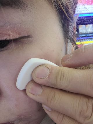 이든미네랄 비건 프레스드 파우더 팩트 — 5점을 준 리뷰어가 2022년 5월 올린 사용 사진
