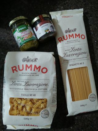 이탈리안 프리미엄 파스타 룸모 Rummo 파스타 2종 + 바질 페스토 + 블랙 트러플 페이스트 — 5점을 준 리뷰어가 2021년 7월 올린 사용 사진