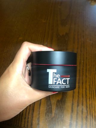 The Fact 더팩트 에스에프엔 브라이트닝 안티 링클 크림 50ml — 5점을 준 리뷰어가 2022년 5월 올린 사용 사진