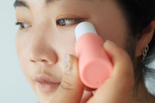 스킨큐어 산다화 카멜리아 안티 링클 멀티밤 — 5점을 준 리뷰어가 2022년 4월 올린 사용 사진