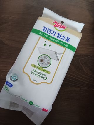 3M 스카치브라이트 비마마젠타 밀대걸레 세트+ PET 정전기청소포 대형 30매 — 5점을 준 리뷰어가 2023년 7월 올린 사용 사진