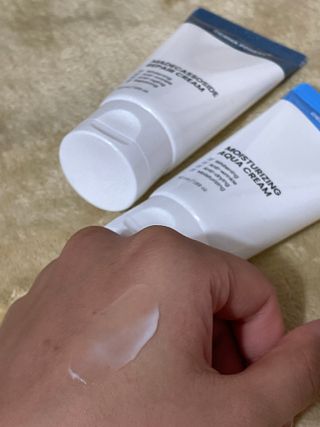 더마포레스트 마데카소사이드 리페어 크림,  모이스처라이징 아쿠아크림 — 5점을 준 리뷰어가 2021년 8월 올린 사용 사진
