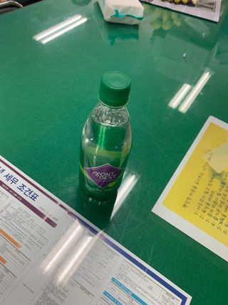 몽베스트 Montbest with Sparkling water Lime20병 — 3점을 준 리뷰어가 2022년 5월 올린 사용 사진