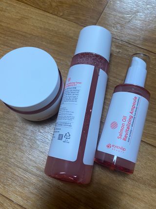 아이앤립 / EYENLIP 아이앤립 연어오일 리바이탈라이징 토너+앰플+크림 3종 세트 — 4점을 준 리뷰어가 2021년 6월 올린 사용 사진