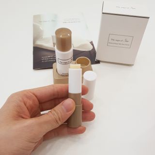 더사가오브수 [사가수] 효혜윤 보태니컬 에너지 에센스인로션 20ml /아이포올 스틱 3g — 5점을 준 리뷰어가 2023년 2월 올린 사용 사진