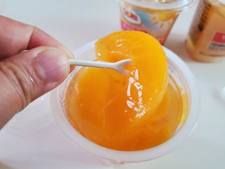 돌 MF[Dole] 파인애플컵/망고컵/복숭아컵 198g 6입X1박스 (맛 1가지 랜덤 발송) — 5점을 준 리뷰어가 2023년 6월 올린 사용 사진