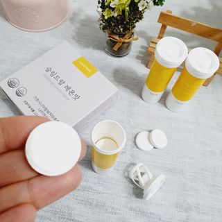 [슬림드랍 레몬맛] 건기식 다이어트 보조제 겸 비타민 — 5점을 준 리뷰어가 2022년 1월 올린 사용 사진