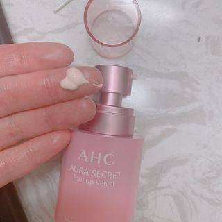 AHC 아우라 시크릿 톤업 벨벳 — 3.5점을 준 리뷰어가 2021년 4월 올린 사용 사진