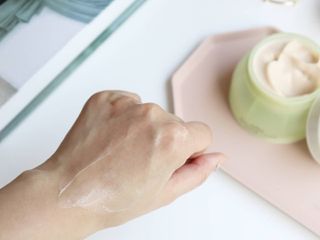 카오리온코스메틱스 사카로미세스와 시카의 만남        릴리피 릴렉싱 크림 진정한 탄력을 경험해보세요 — 5점을 준 리뷰어가 2021년 5월 올린 사용 사진