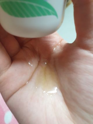 mom e 맘이 내추럴 베이비 케어 크림+바디오일 — 5점을 준 리뷰어가 2021년 1월 올린 사용 사진