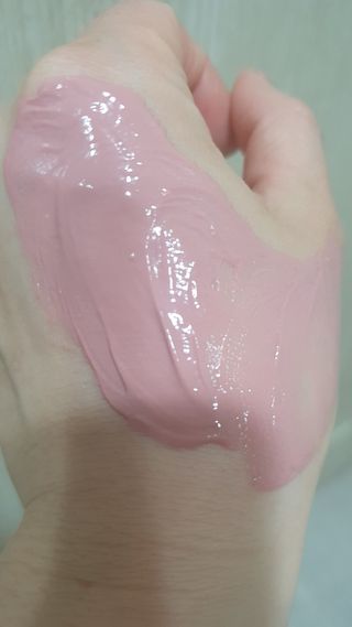 오오하와이 버즈 플러스 로지스 로즈 쿼츠 하이드레이팅 플러스 퍼밍 마스크 150g — 5점을 준 리뷰어가 2021년 1월 올린 사용 사진