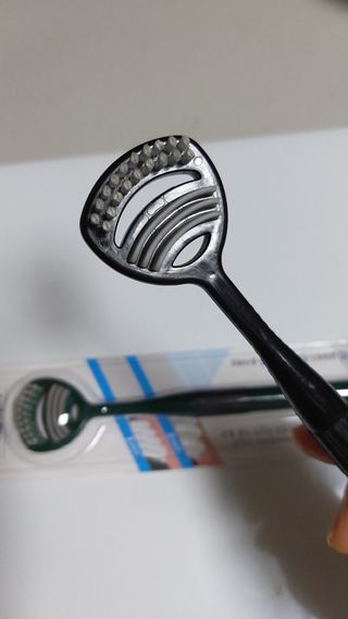 크리오 클리어스 혀백태제거 구취관리 혀클리너 — 5점을 준 리뷰어가 2021년 3월 올린 사용 사진