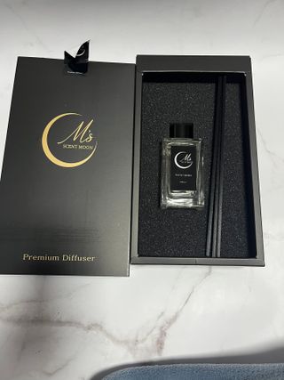 프리미엄 센트문 퍼퓸 디퓨저 100ml — 5점을 준 리뷰어가 2022년 12월 올린 사용 사진