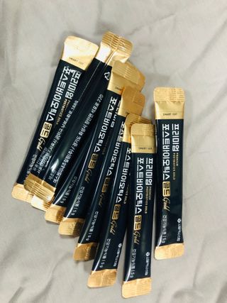 서울약사신협_프리미엄포스트바이오틱스골드_5g x 50포 — 4.5점을 준 리뷰어가 2021년 1월 올린 사용 사진