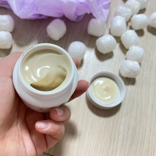 AYU25[아유트웬티파이브]다마스크로즈워터 베이스 천연 수분 촉촉 크림 — 4.5점을 준 리뷰어가 2021년 2월 올린 사용 사진