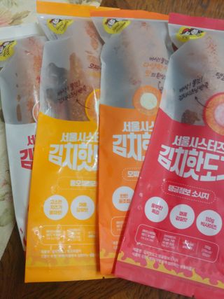 [서울시스터즈] ★카카오메이커스 완판 레전드템, 김치핫도그 신상★ 프렌즈 4종 SET — 5점을 준 리뷰어가 2021년 10월 올린 사용 사진