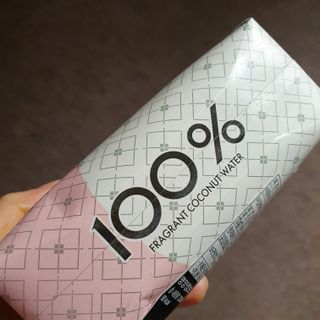 남홈 코코넛워터 주스 100퍼센트 — 5점을 준 리뷰어가 2021년 4월 올린 사용 사진