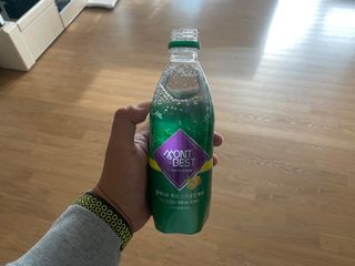 몽베스트 Montbest with Sparkling water Lemon OR Lime 20병(랜덤) — 5점을 준 리뷰어가 2021년 10월 올린 사용 사진