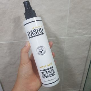 다슈코리아 다슈 포 맨 프리미엄 메가 홀드 슈퍼 스프레이 250ml — 5점을 준 리뷰어가 2021년 7월 올린 사용 사진