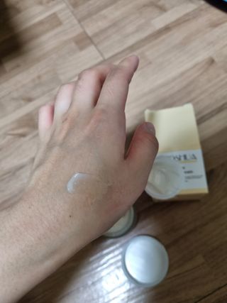 조슈아랩 인텐시브 리커버리 토너, 인텐시브 리커버리 크림 — 5점을 준 리뷰어가 2022년 6월 올린 사용 사진
