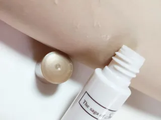 더사가오브수 [사가수] 효혜윤 보태니컬 에너지 에센스인로션 20ml /아이포올 스틱 3g — 1점을 준 리뷰어가 2023년 2월 올린 사용 사진