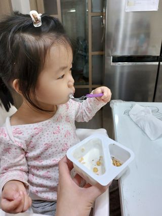LIVE 매일바이오 토핑요거트 — 5점을 준 리뷰어가 2022년 4월 올린 사용 사진