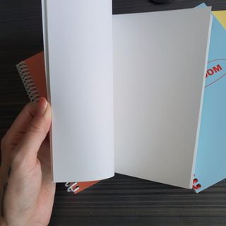 리훈 언제든지 필요한 기본 아이템 아무노트 4권세트+저점도펜[색상랜덤배송] — 5점을 준 리뷰어가 2021년 6월 올린 사용 사진