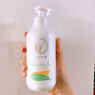 mom e 맘이 내추럴 베이비 케어 샴푸앤바스+로션 — 5점을 준 리뷰어가 2021년 1월 올린 사용 사진