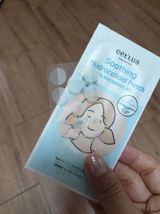 세뚜아(Cettua) 세뚜아 스팟 클리어 듀얼 패치 Cettua Spot Clear Dual Patch — 5점을 준 리뷰어가 2023년 8월 올린 사용 사진
