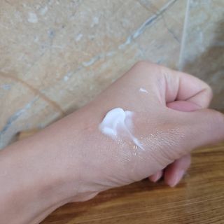 바이오오일 [바이오-오일] 스킨케어 오일 내추럴 60ml — 5점을 준 리뷰어가 2021년 8월 올린 사용 사진