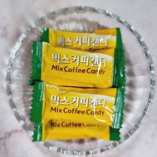 (주) 피치코리아 믹스커피캔디76g x2개입 — 5점을 준 리뷰어가 2022년 11월 올린 사용 사진