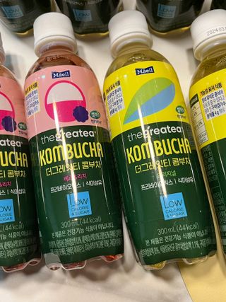 더그레잇티 콤부차 [매일유업] 더그레잇티 44kcal 콤부차 300ml *12개입 (오리지널 6개+베리리치 6개) — 5점을 준 리뷰어가 2023년 7월 올린 사용 사진