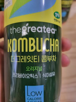 더그레잇티 콤부차 [매일유업] 더그레잇티 44kcal 콤부차 300ml *12개입 (오리지널 6개+베리리치 6개) — 5점을 준 리뷰어가 2023년 8월 올린 사용 사진