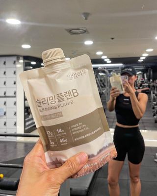 일일하우 슬리밍 플랜B 고소한 귀리맛, 진한 카카오맛 (체중조절식) — 5점을 준 리뷰어가 2023년 6월 올린 사용 사진