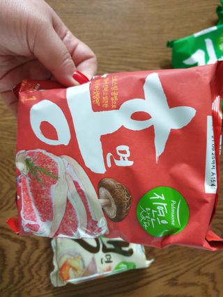 [풀무원] 자연은맛있다 정면, 백면, 홍면  세트 — 5점을 준 리뷰어가 2021년 4월 올린 사용 사진